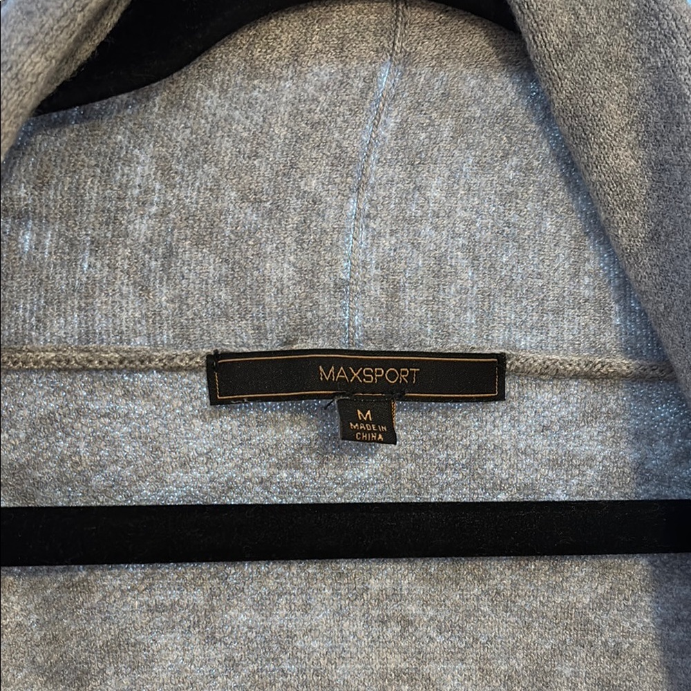 MaxSport Gray long sweater with pockets